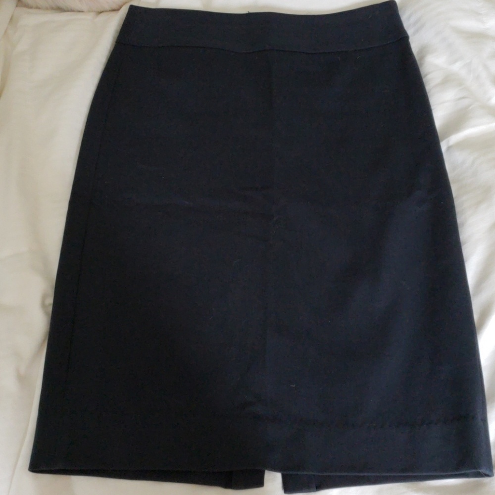 Banana Republic navy pencil skirt sz 4